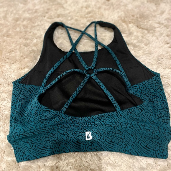 Buffbunny - Picture 3 of 8